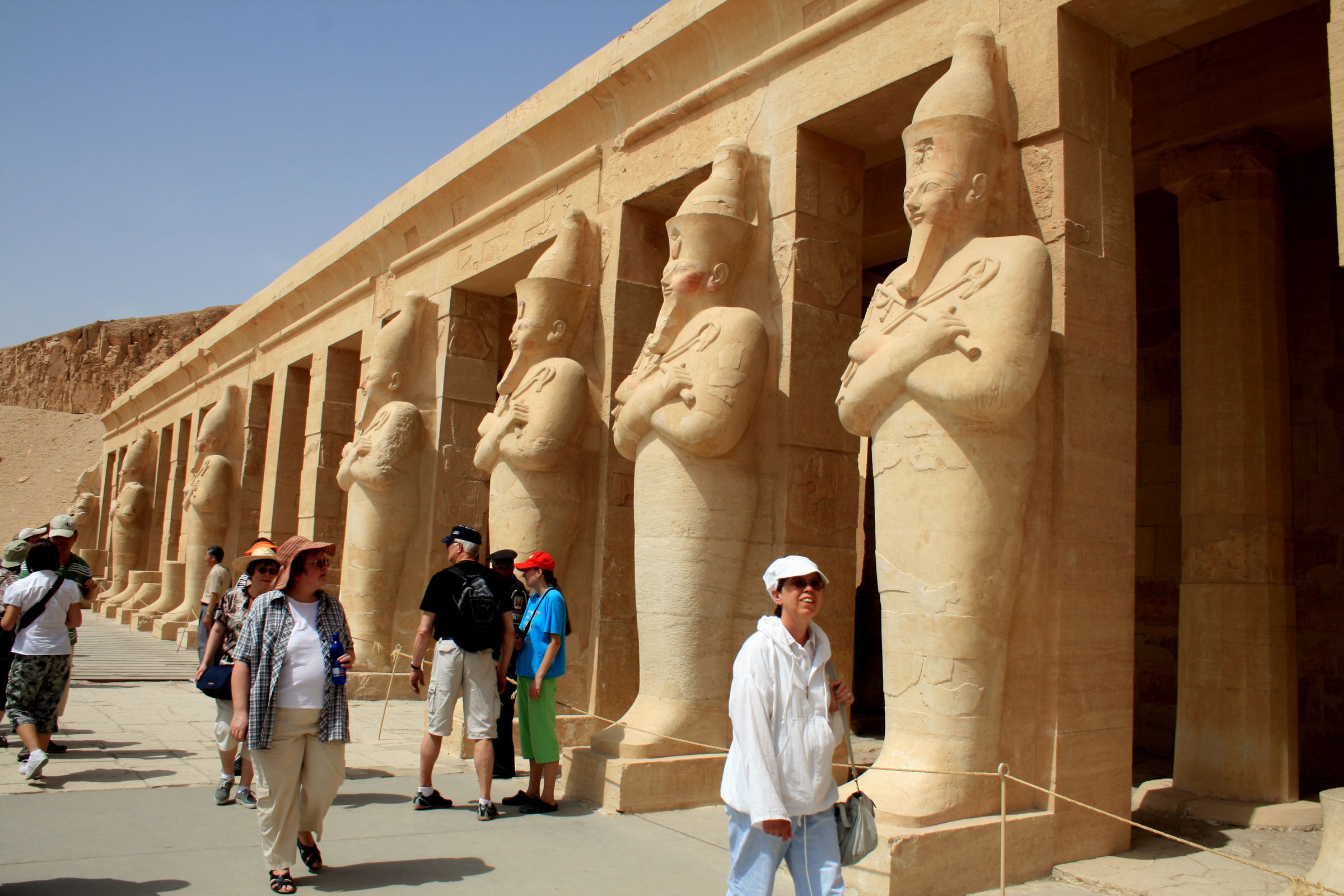 ما هي مقومات السياحة في مصر؟ مجلة الرجل